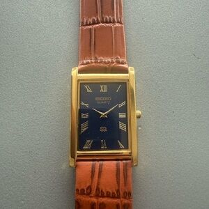 Vintage Seiko Tank watch blue dial Gold bezel with Brown Strap